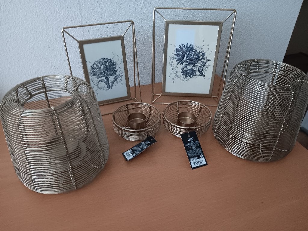Nieuwe metalen fotolijsten en waxinelicht houders, Ophalen, Nieuw, Overige materialen