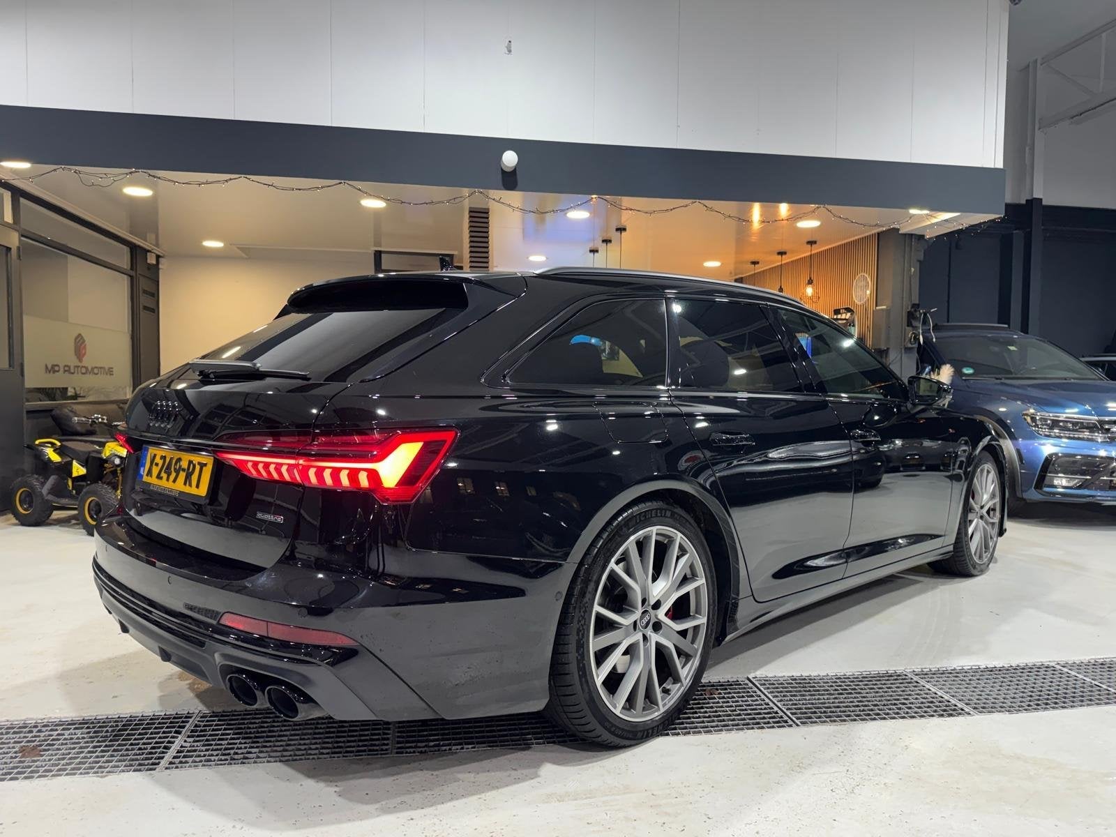 Audi A6 Avant 55 TFSI e 367PK quattro Competition|Matrix|S-L, Auto's, Automaat, Gebruikt, Euro 6, 4 cilinders