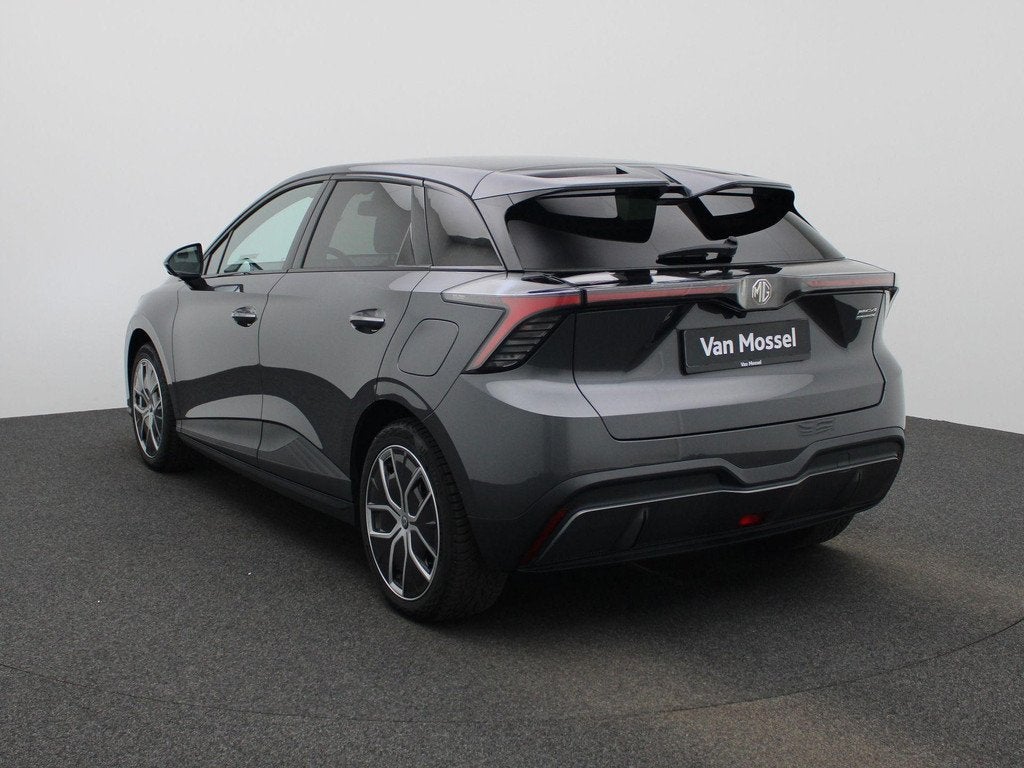 MG 4 64 kWh Luxury | Navi | Camera | Led Koplampen | Apple C, Auto's, MG, Automaat, 12 maanden, Gebruikt, 1675 kg