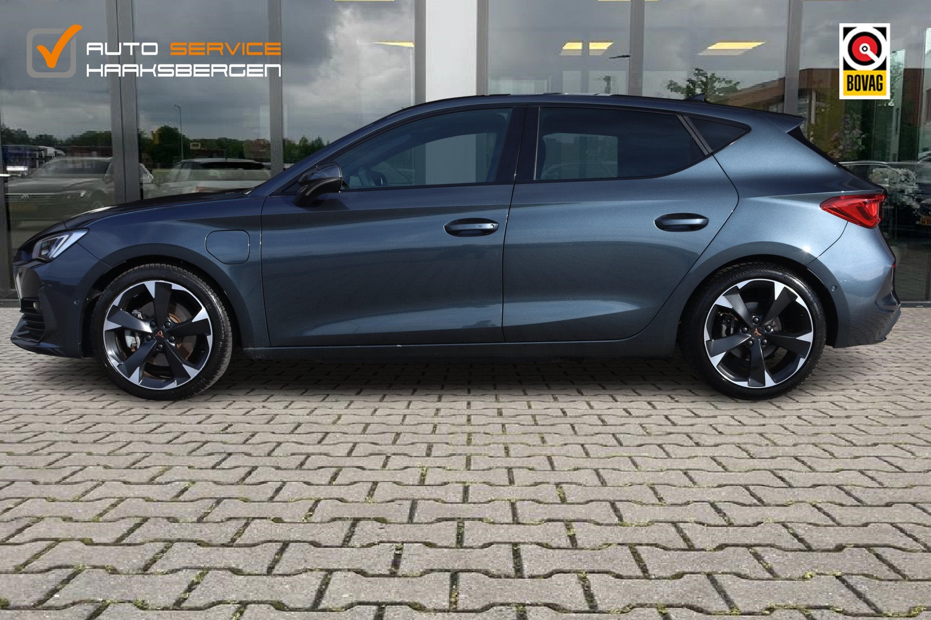 CUPRA Leon 1.4 e-Hybrid Business | ACC | Camera | Sfeerverli, Auto's, Gebruikt, Zwart, 4 cilinders, Leon