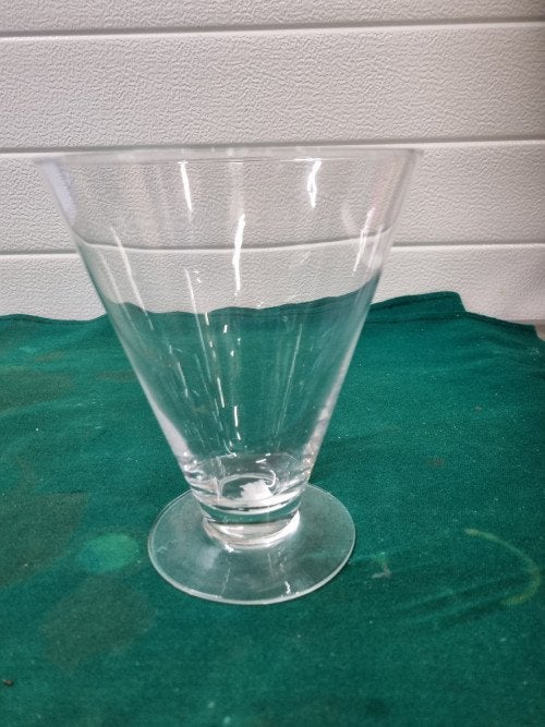vaas van glas trompet vorm, Ophalen of Verzenden