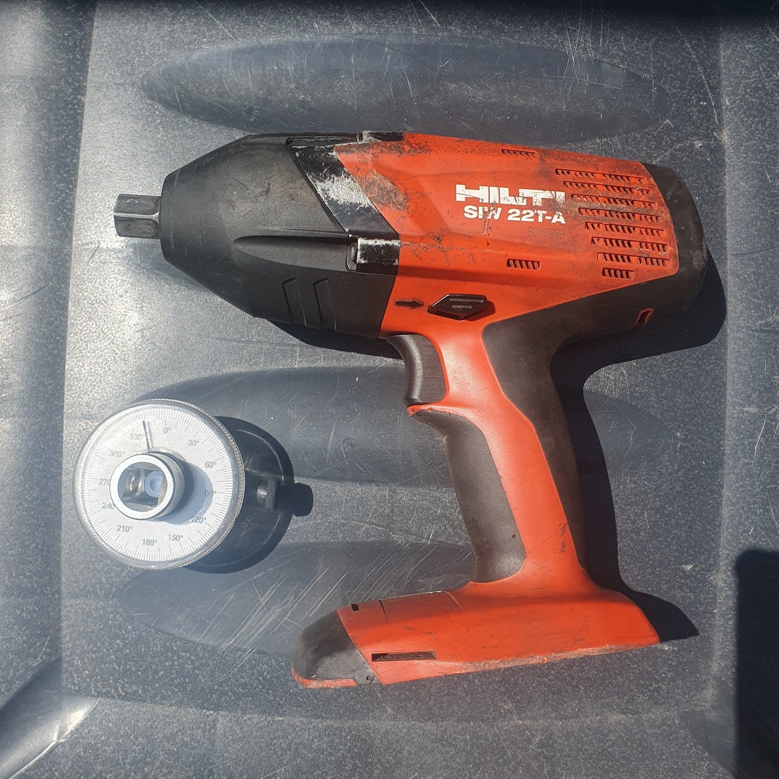 Hilti slagmoersleutel zonder accu, Doe-het-zelf en Verbouw, Gereedschap | Boormachines, Ophalen of Verzenden, Overige typen