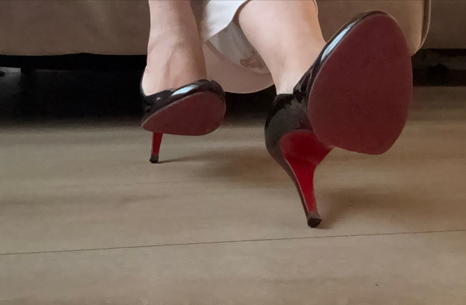 Christian Louboutin Pumps - Maat 38 - Zwart Lakleer, Pumps, Zwart, Ophalen of Verzenden, Gedragen