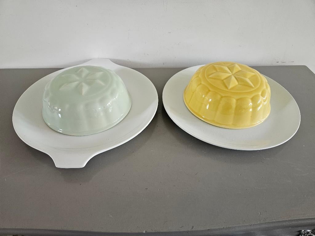 Vintage puddingvorm met onderbord - Goedewaagen Gouda, Antiek en Kunst, Ophalen of Verzenden