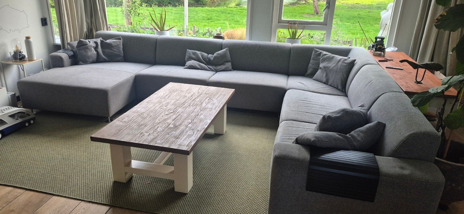 Grote comfortabele hoekbank - Ideaal voor het hele gezin, Huis en Inrichting, Ophalen, Modern, Comfortabel, Gebruikt, 100 tot 125 cm