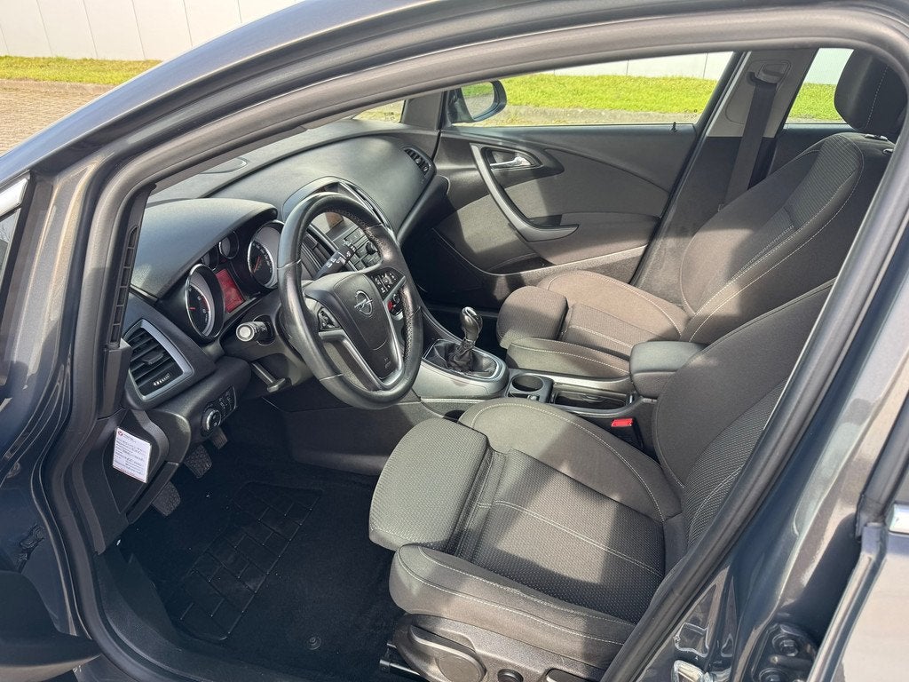 Opel Astra Sports Tourer 1.6 CDTi Business + , Climaat contr, Voorwielaandrijving, Gebruikt, Euro 6, 4 cilinders