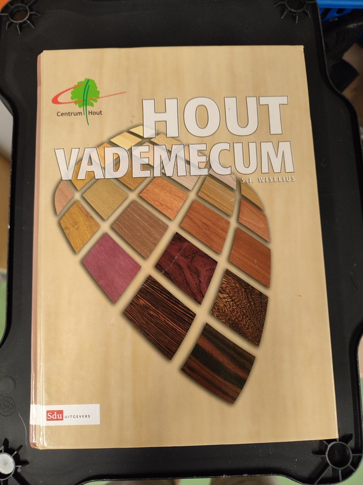 Houtvademecum, Ophalen of Verzenden, Zo goed als nieuw, Bouwkunde