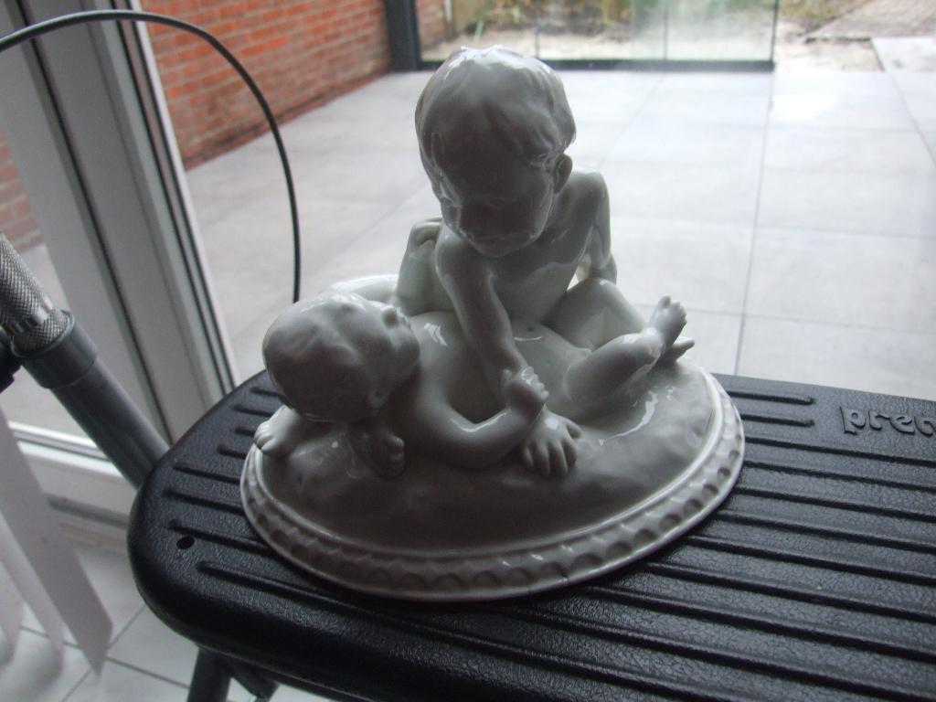 beeldje, Minder dan 20 cm, Ophalen of Verzenden, Wit, Beeld
