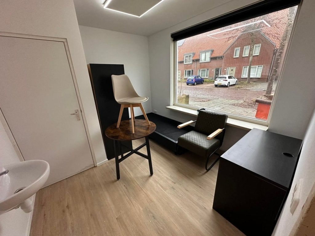 NIEUW! Woonruimte te huur Dennenweg, Enschede