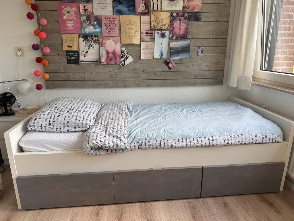 1 persoonsbed met 3 lades Ikea, Huis en Inrichting, Slaapkamer | Bedden, Ophalen, Eenpersoons, Wit, 200 cm