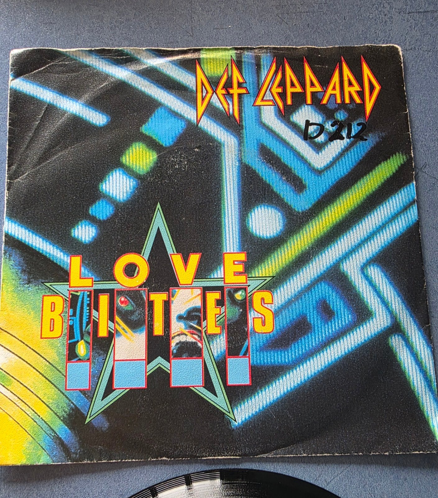 7" single Def Leppard, Love Bites, Gebruikt, 7 inch, Ophalen of Verzenden, Rock en Metal