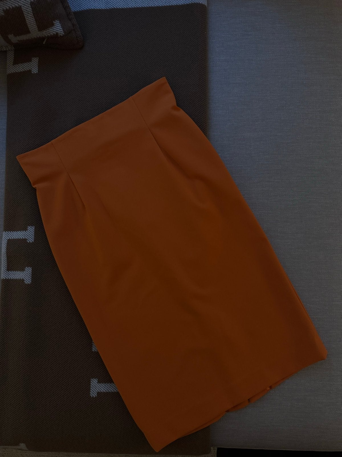Rok Malene Birger, Kleding | Dames, Rokken, Ophalen of Verzenden, Zo goed als nieuw, Oranje, Onder de knie