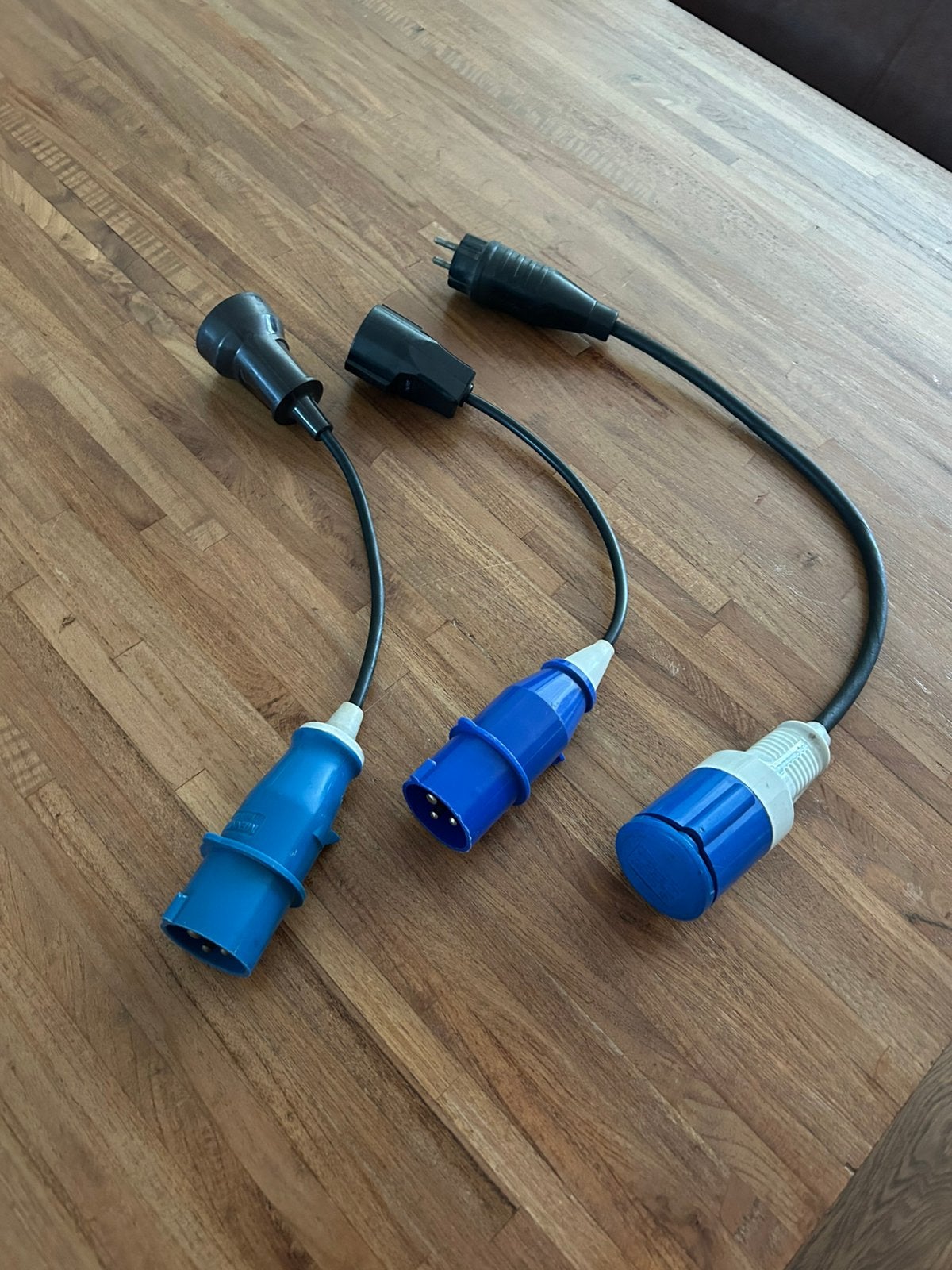 3 verloop stekkers camping, Caravans en Kamperen, Ophalen of Verzenden, Zo goed als nieuw