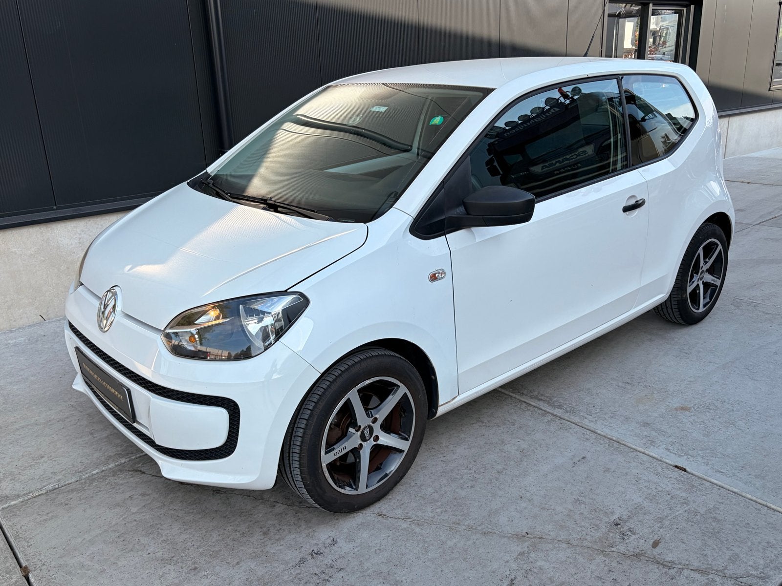 Verkocht !!!!!Volkswagen up!  2014 Wit APK TOT APRIL 2027, Auto's, Voorwielaandrijving, Stof, Airbags, 840 kg