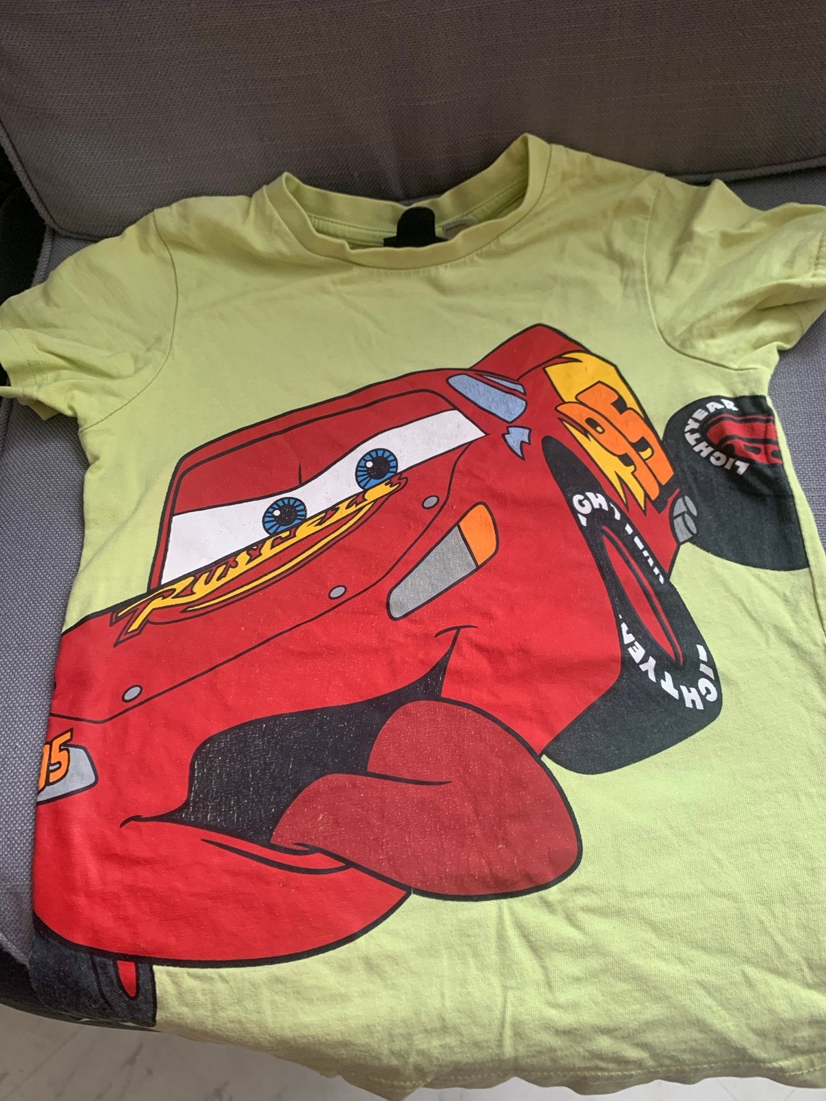 H&M Disney Cars T-shirt - Maat 110/116 als nieuw, Ophalen, Zo goed als nieuw, Jongen