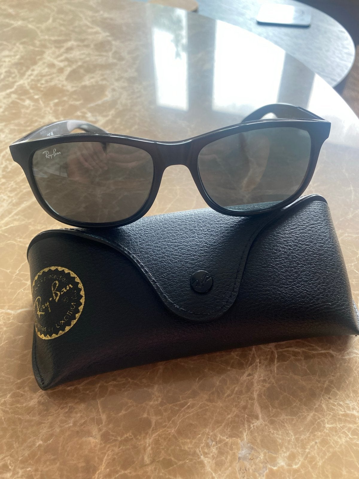 Ray-Ban zonnebril RB 4202 Andy met kunststof glazen, Sieraden, Tassen en Uiterlijk, Zonnebrillen en Brillen | Heren, Gebruikt