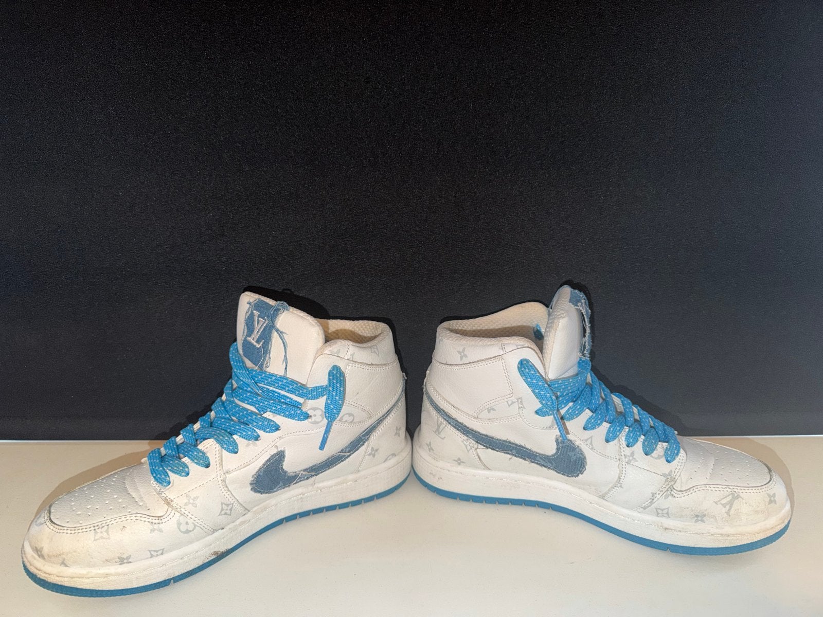 Unieke Louis Vuitton x Nike Air Jordan 1 Custom Sneakers, Ophalen, Gedragen, Wit, Sneakers of Gympen