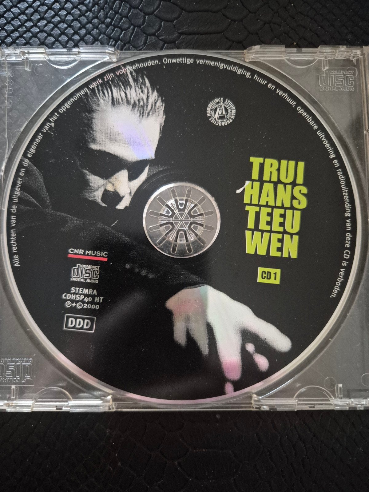 trui hans teeuwen, Ophalen of Verzenden, Zo goed als nieuw