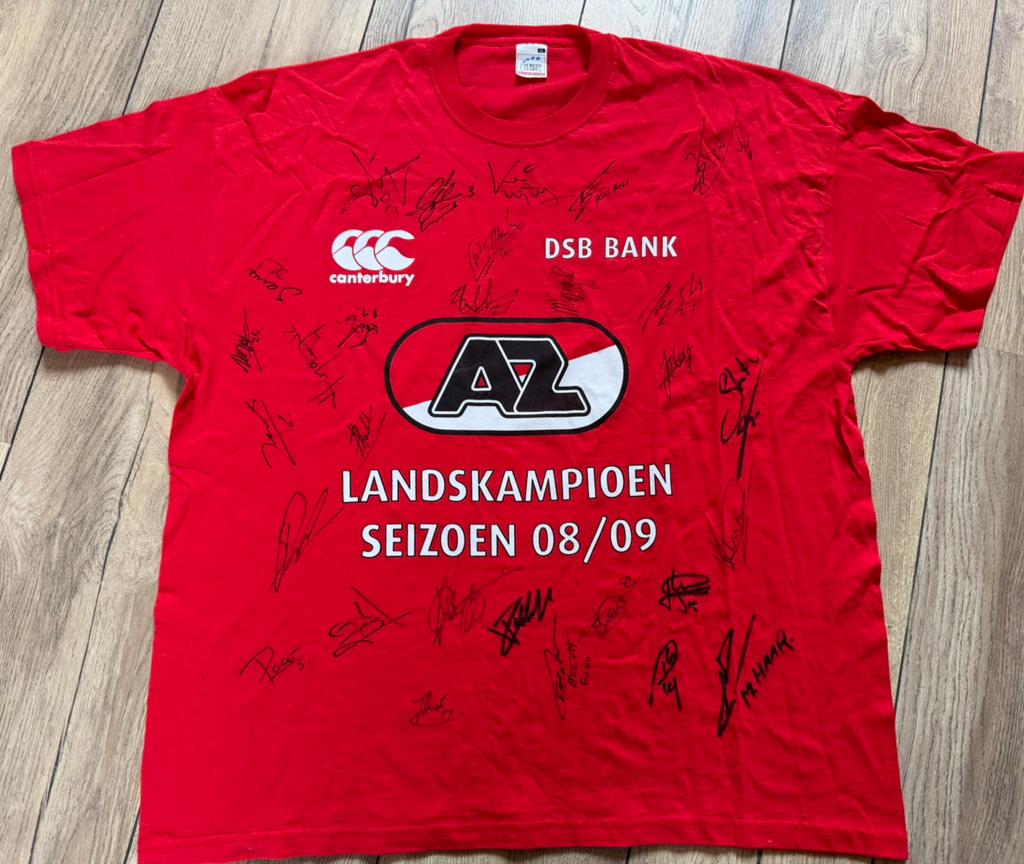 Zeldzaam shirt AZ Alkmaar gesigneerd, Verzamelen, Sportartikelen en Voetbal, Ophalen of Verzenden, Zo goed als nieuw, AZ, Shirt