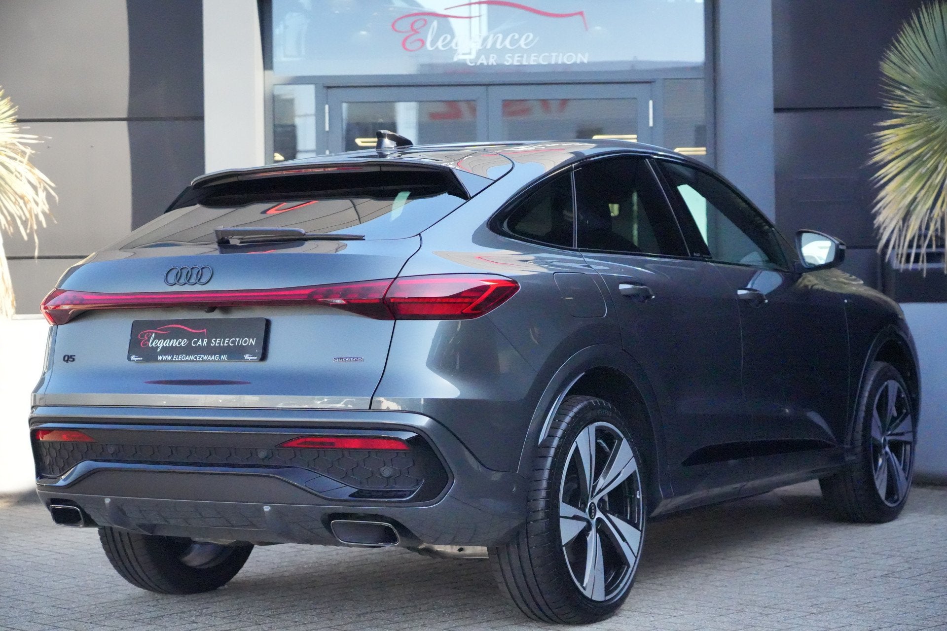 Audi Q5 Sportback 2.0 TFSI e-hybrid quattro S edition 299pk, Auto's, Audi, Automaat, Gebruikt, Zwart, 4 cilinders
