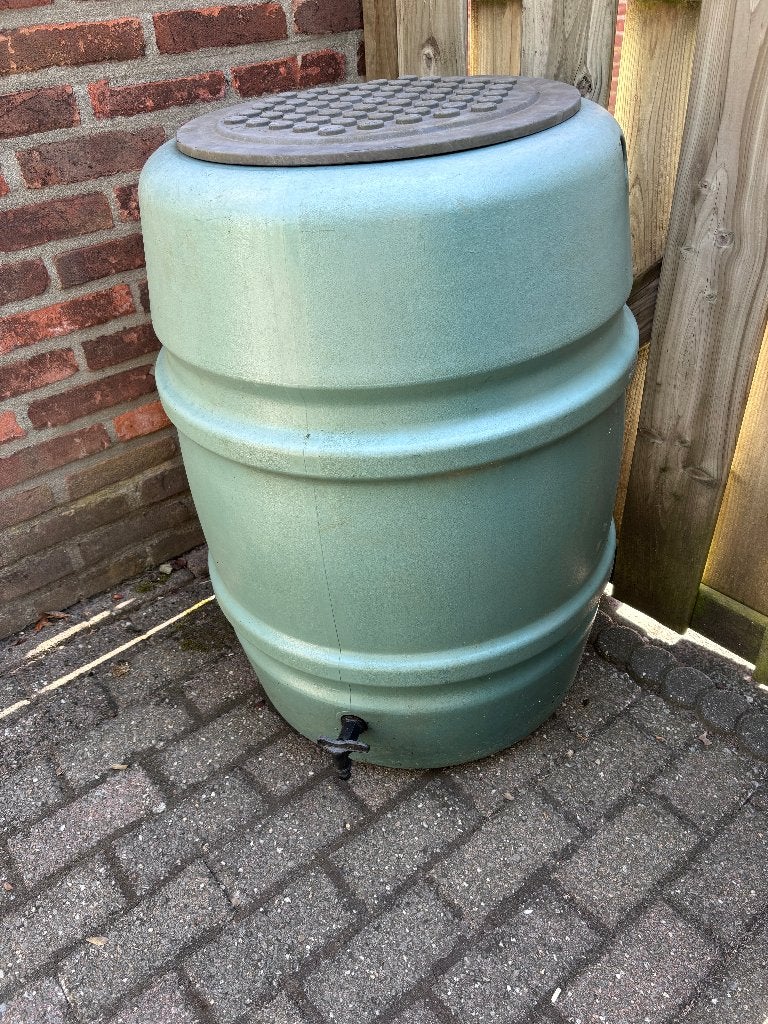 Regenton, Ophalen, Kunststof, Gebruikt, Met kraantje