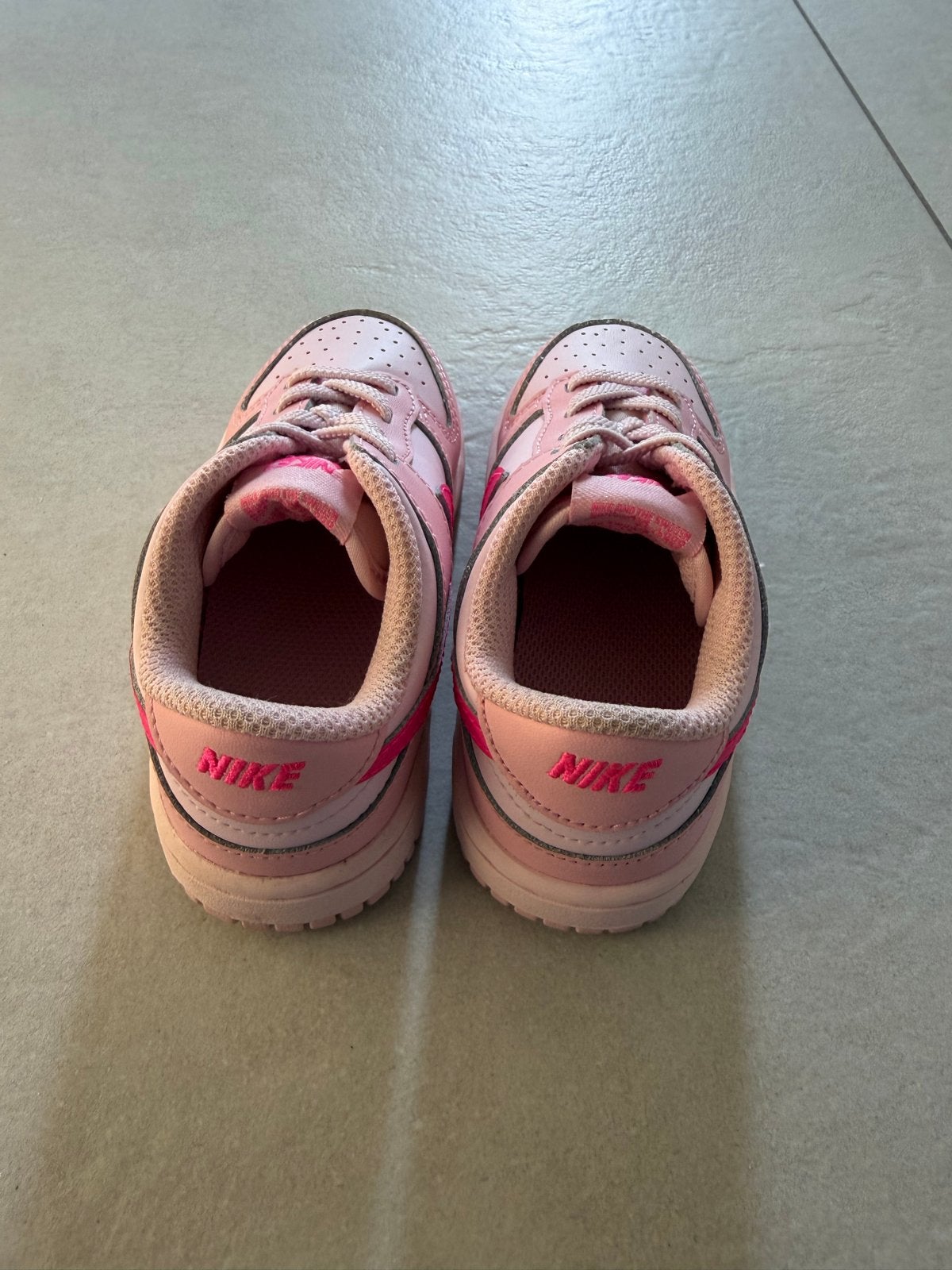 Roze Nike Dunk Low sneakers meisjes, Meisje, Schoenen, Nieuw, Ophalen of Verzenden