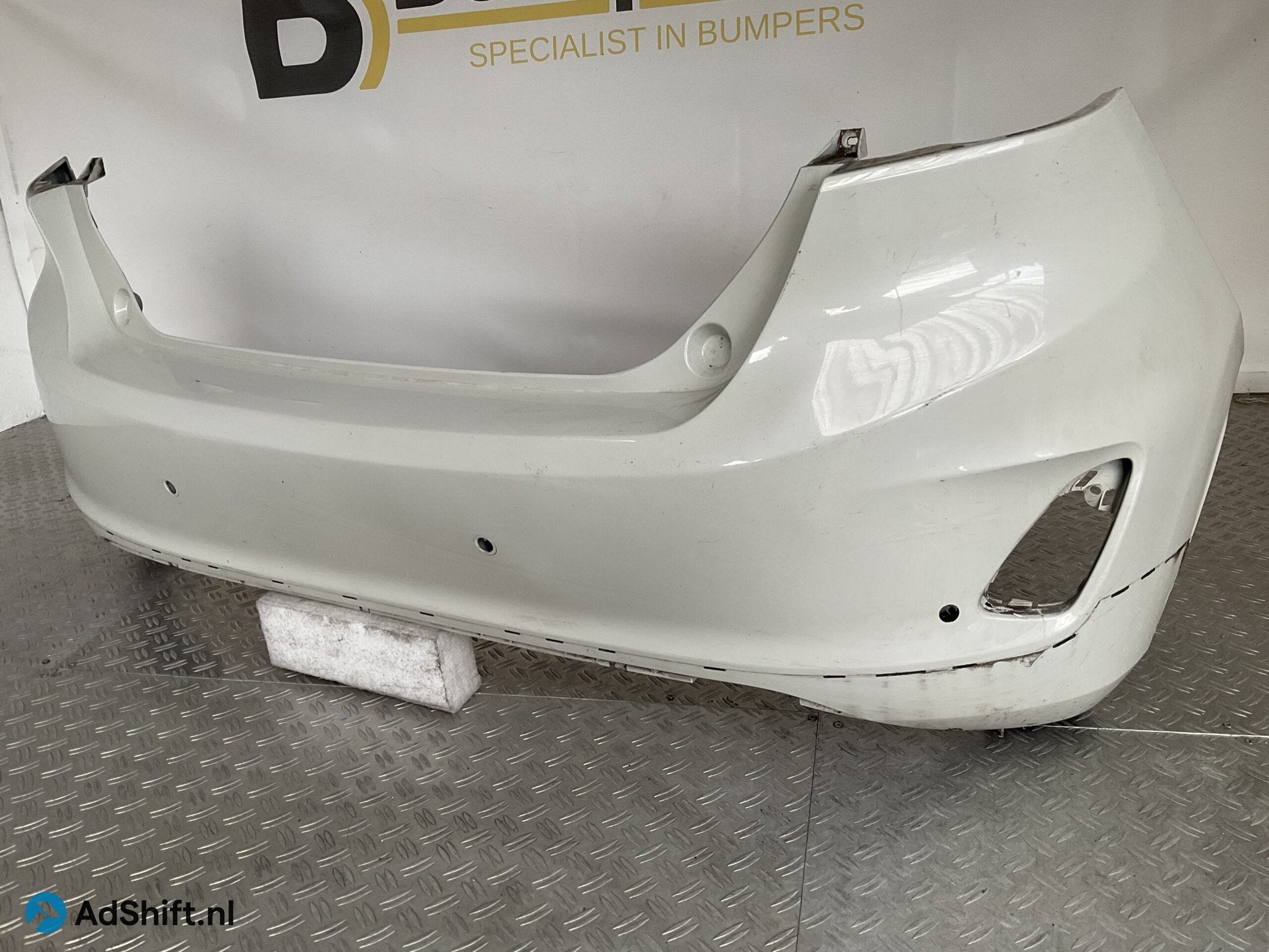 Bumper Ford Fiesta MK8 H1bb-17906-a1 Achterbumper F4-17109z, Auto-onderdelen, Bumper
