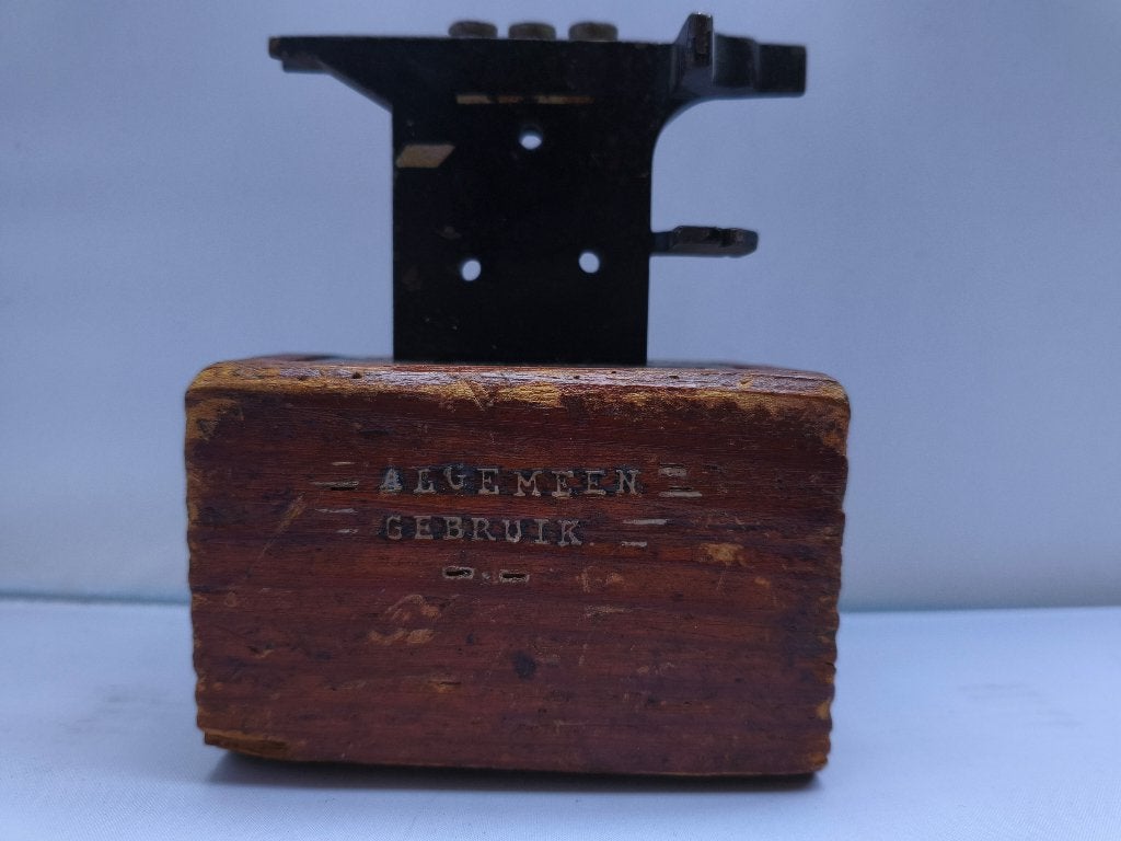 Antieke miniatuur aambeeld, Ophalen of Verzenden