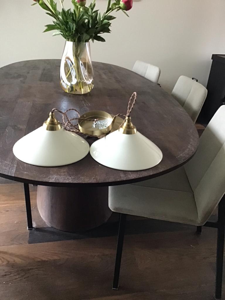 Set van 2 Zara Home hanglampen, wit met messing details, Huis en Inrichting, Ophalen, Zo goed als nieuw, Metaal, 50 tot 75 cm