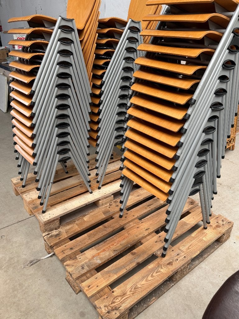 Vepa Vintage Stapelstoel, Ophalen, Gebruikt, Bruin, Vijf, Zes of meer stoelen