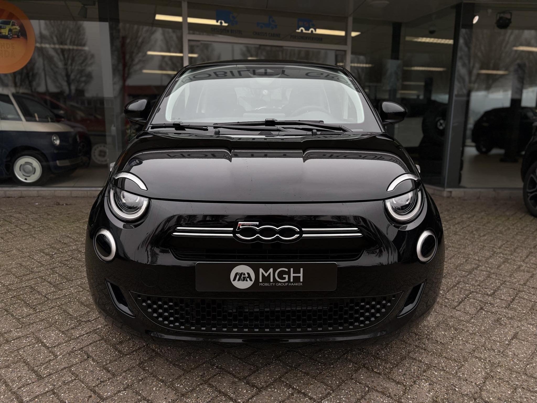 Fiat 500 1.0 Torino Launch Edition, 65 pk, Stof, Zwart, Bedrijf