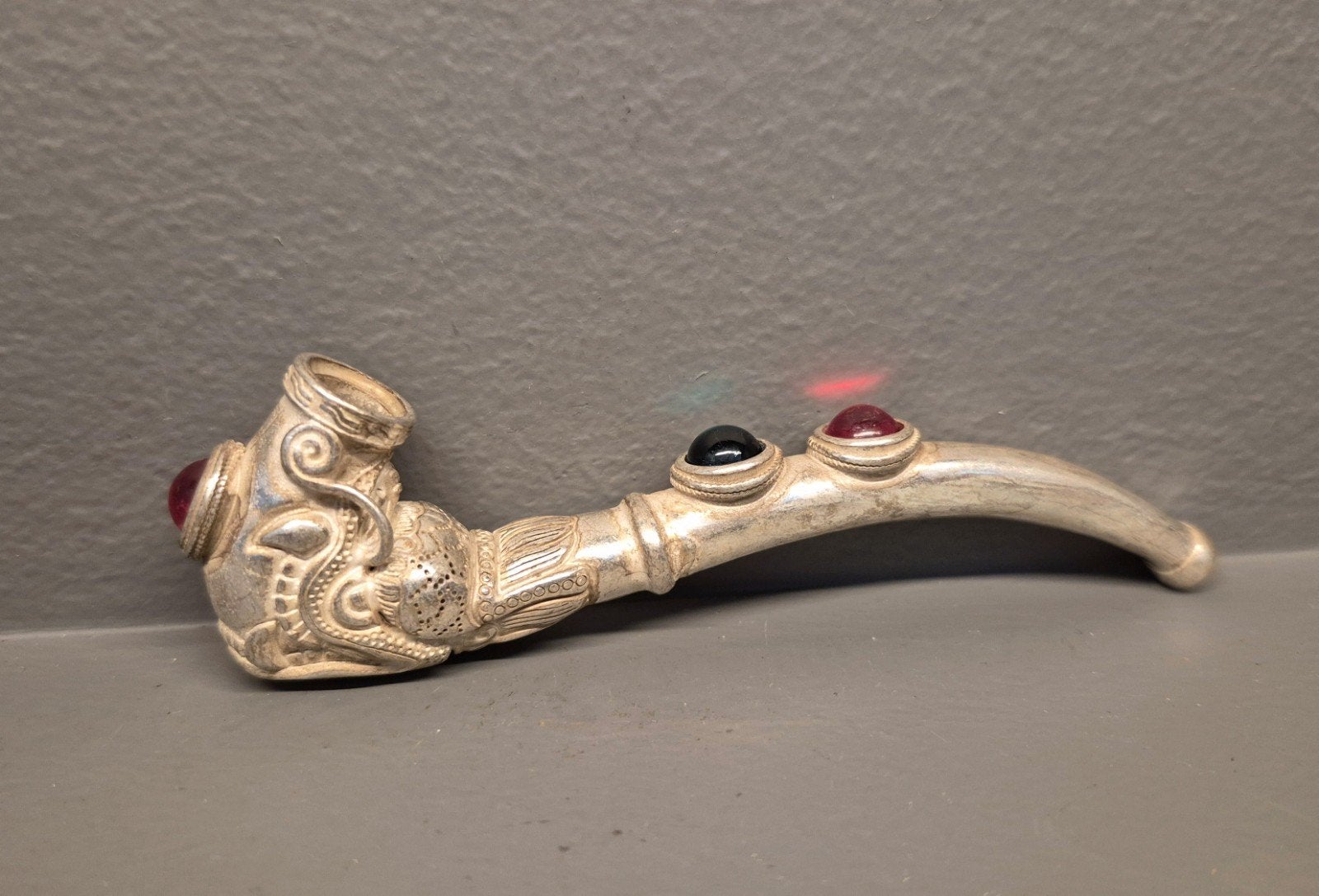 oude pijp met edelstenen, 11 cm, Verzamelen, Ophalen of Verzenden, (Water)pijp
