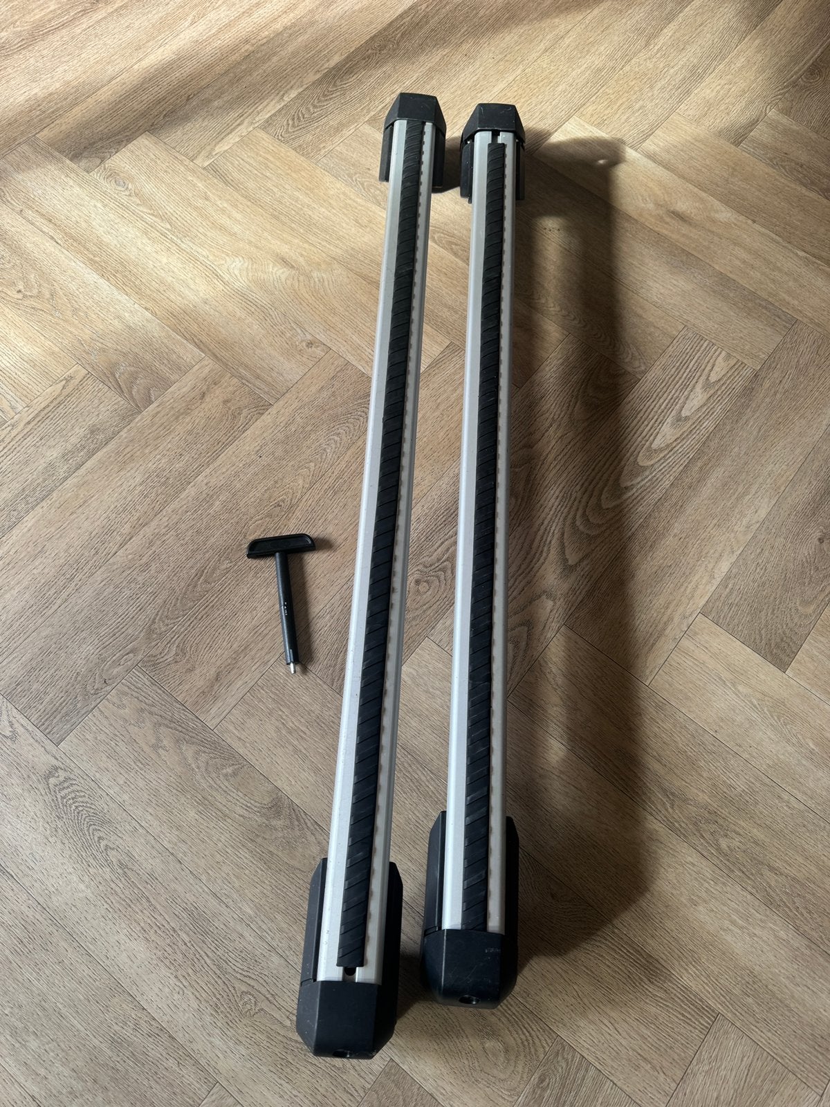 Originele dakdragers voor vw Tiguan Allspace, Auto diversen, Dakdragers, Ophalen of Verzenden, Zo goed als nieuw