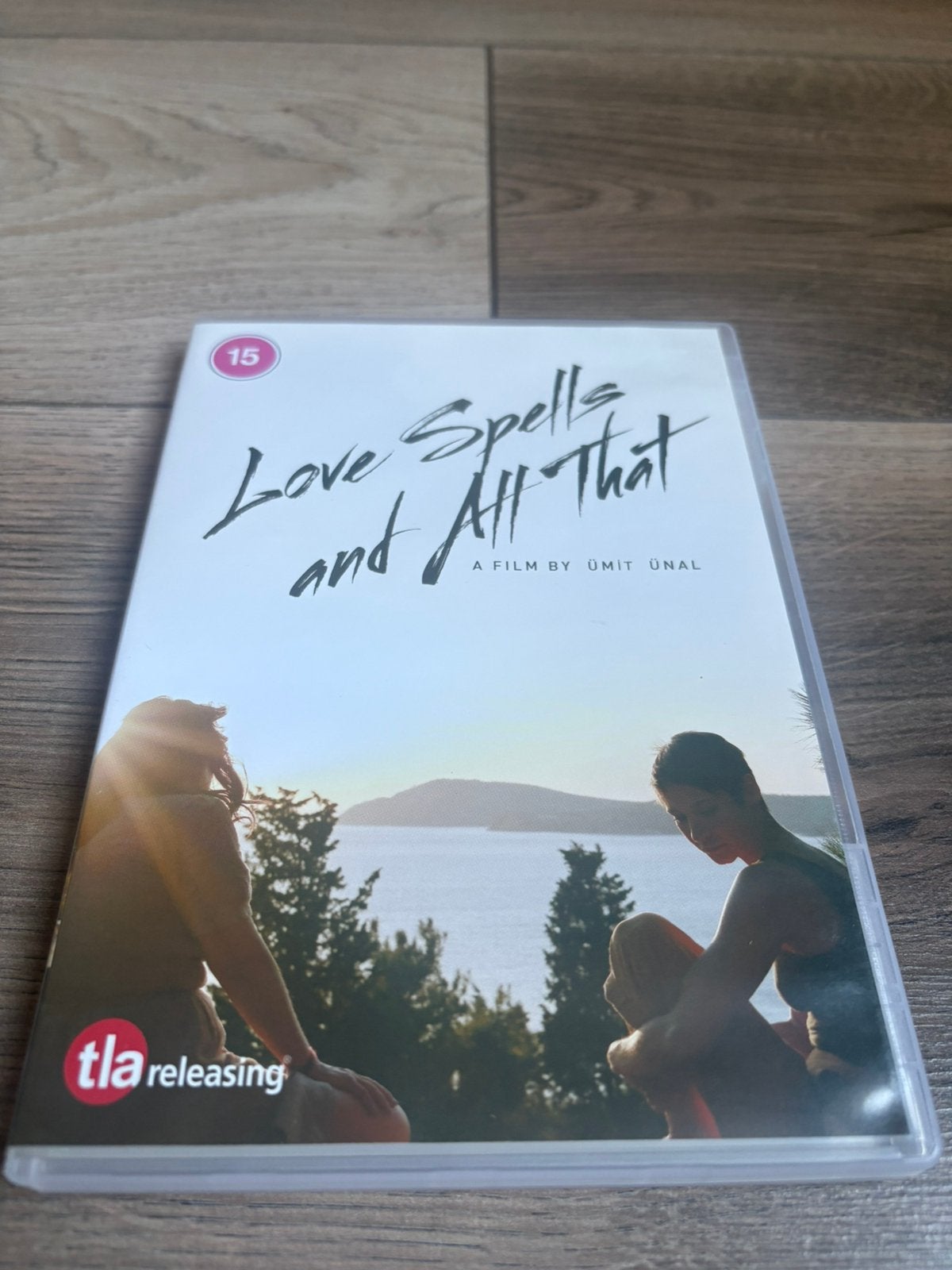 Love Spells and all that van Umit Unal *UK import*, Alle leeftijden, Ophalen of Verzenden, Zo goed als nieuw, Overige gebieden