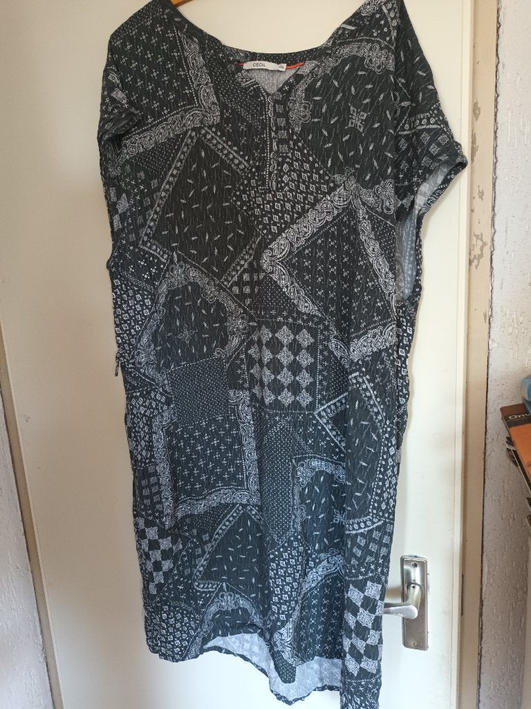 Lange jurk zomerjurk Cecil groen bloemen mt 52, Maat 46/48 (XL) of groter, Ophalen of Verzenden, Zo goed als nieuw, Cecil