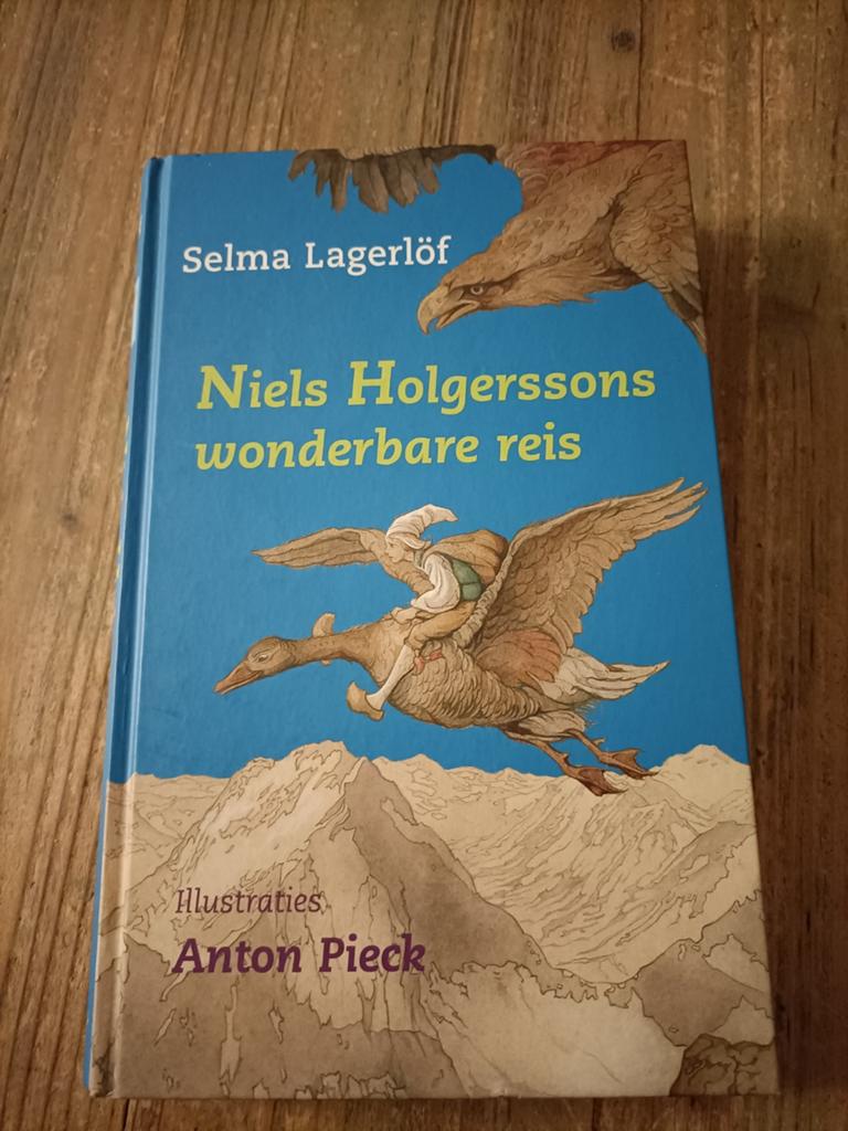 Niels Holgerssons wonderbare reis - Selma Lagerlöf, Boeken, Ophalen of Verzenden, Gelezen, Selma Lagerlöf, Fictie algemeen