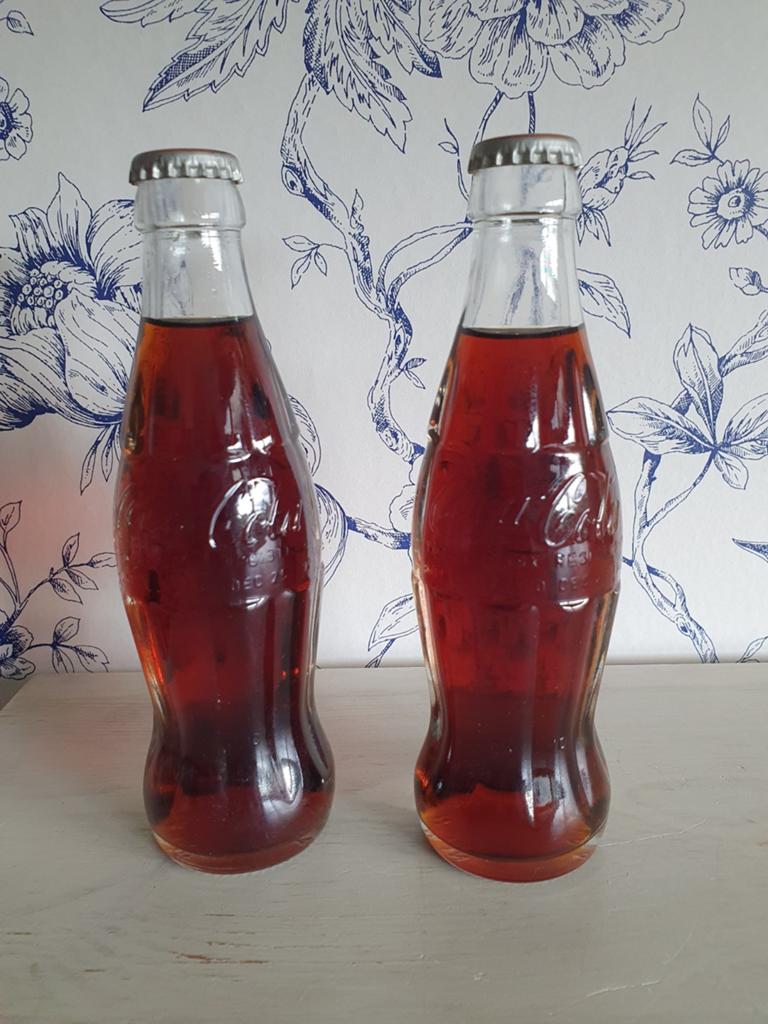 Vintage Coca-Cola flessen (2 stuks), Verzamelen, Ophalen, Gebruikt