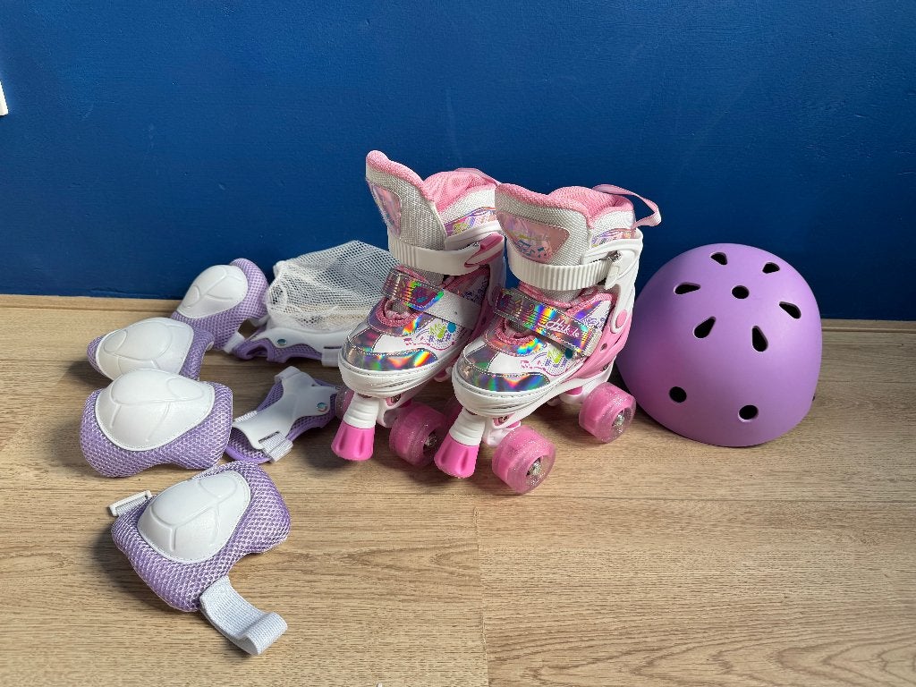 Rolschaatsen 27-30 + helm, knie- elleboog en polsbeschermers, Kinderen en Baby's, Ophalen, Zo goed als nieuw, Kinderen