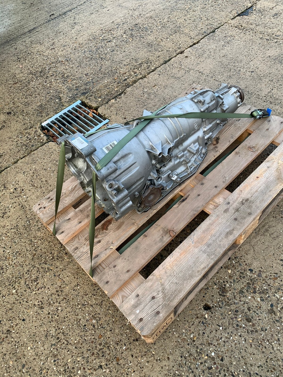 Audi S4 B7 4.2 V8 Quattro automaat JTR – ZF 6HP19A, Ophalen, Nieuw, Audi