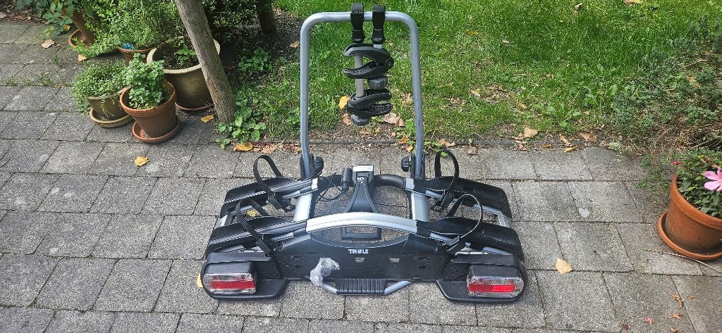 Fietsendrager Thule Euroway  921, Auto diversen, Ophalen, Brede banden, Zo goed als nieuw, 2 fietsen