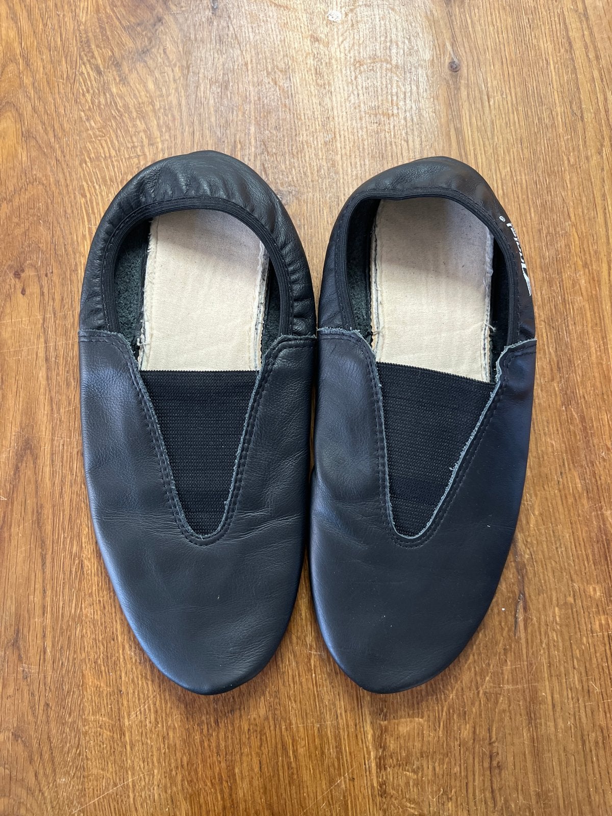 Turnschoenen euritmietjes maat 39, Gebruikt, Zwart, Maat 36 t/m 42, Ophalen of Verzenden