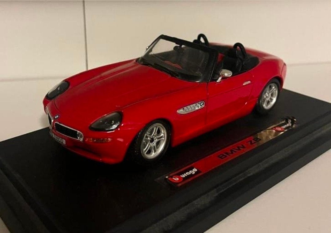 Bbrurago BMW Z8 1:24 rood, Ophalen of Verzenden, Nieuw