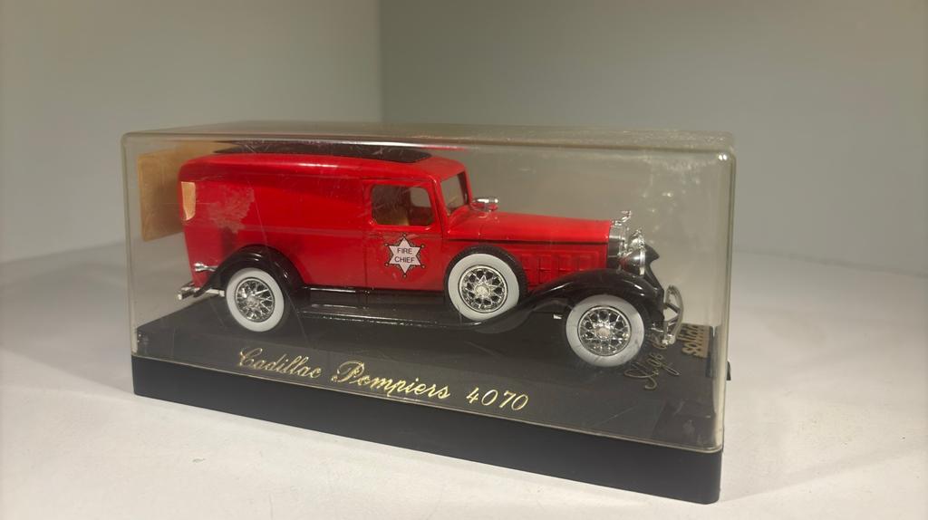 Cadillac pompiers solido 1.43, Auto, Solido, Ophalen of Verzenden, A