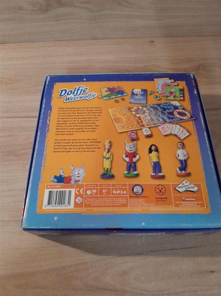 Dolfje Weerwolfje Het bordspel - s5506, Hobby en Vrije tijd, Gezelschapsspellen | Bordspellen, Verzenden, Zo goed als nieuw