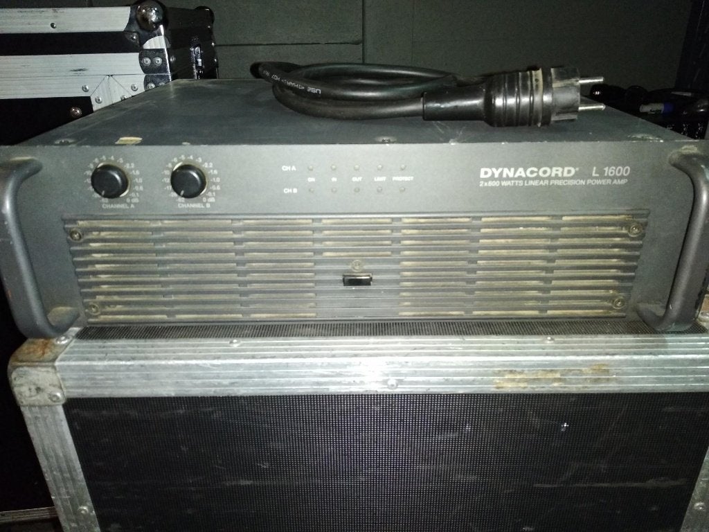 Dynacord L1600 versterker, Ophalen, Gebruikt, 500 tot 1000 watt, P.A.