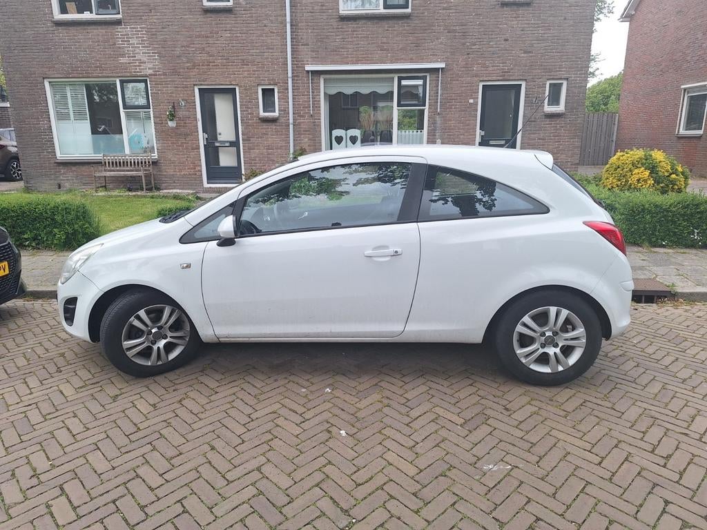 Opel Corsa 1.3 Cdti 70KW 3D 2011 Wit, Auto's, Opel, Voorwielaandrijving, Wit, Origineel Nederlands, Grijs