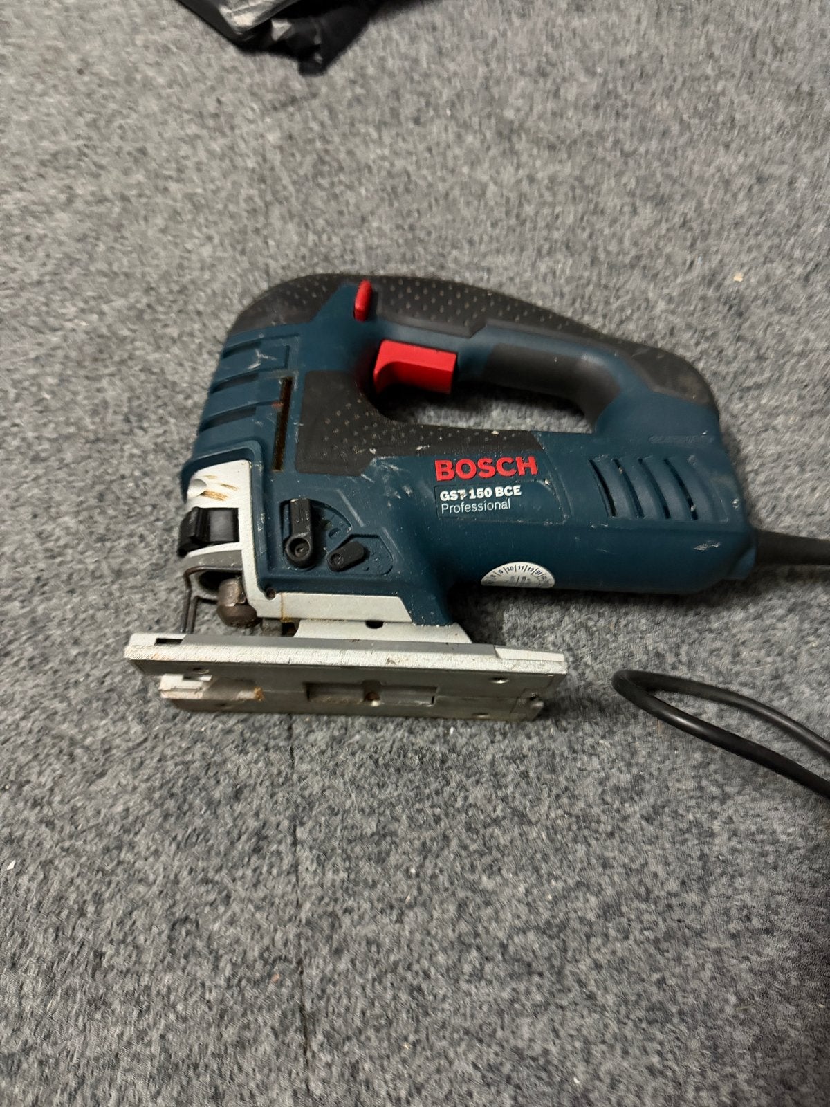Bosch GST 150 BCE Professional Decoupeerzaag, Gebruikt, 600 tot 1200 watt, Ophalen of Verzenden, Decoupeerzaag