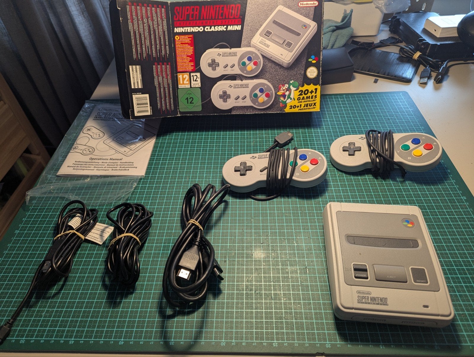 Super Nintendo Classic Mini met 2 controllers en games, Ophalen of Verzenden, Zo goed als nieuw, Met 2 controllers, Met games