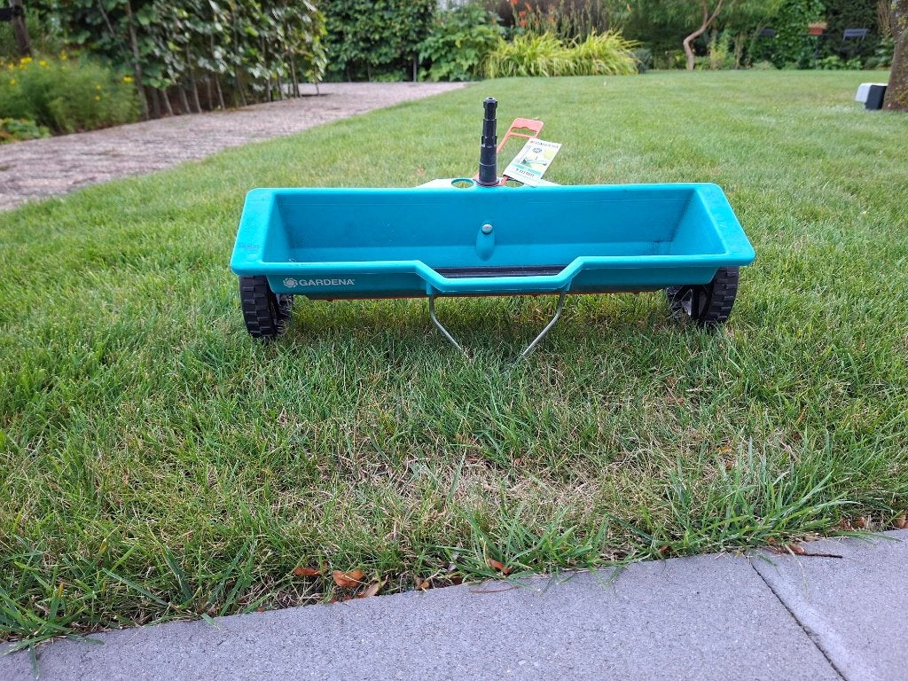 Gardena kunstmeststrooier, Tuin en Terras, Hand-tuingereedschap, Ophalen, Gebruikt, Overige soorten, Gardena / Husqvarna