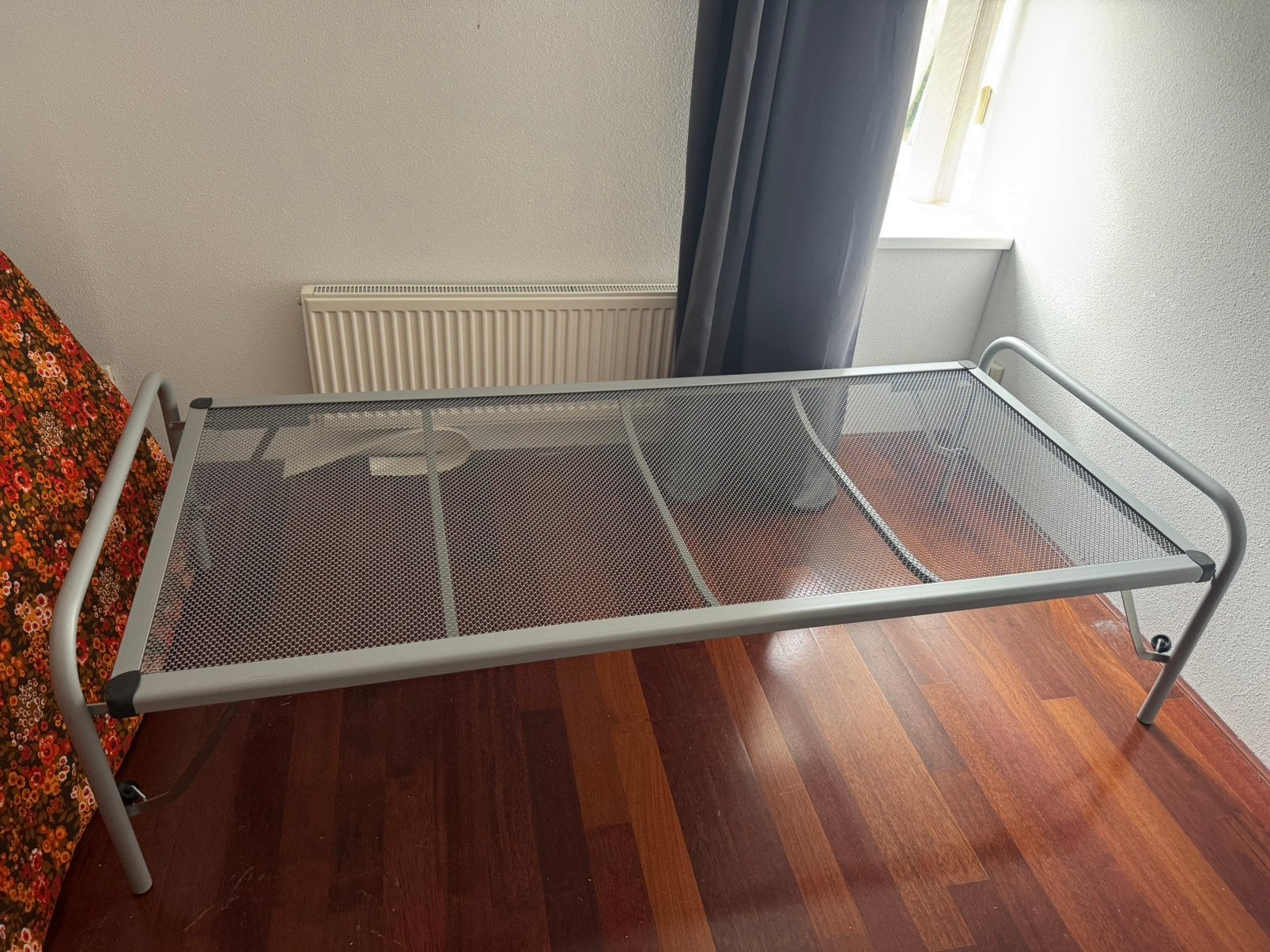 Eenpersoonsbed, Huis en Inrichting, Slaapkamer | Bedden, Ophalen, 90 cm, Eenpersoons, Wit